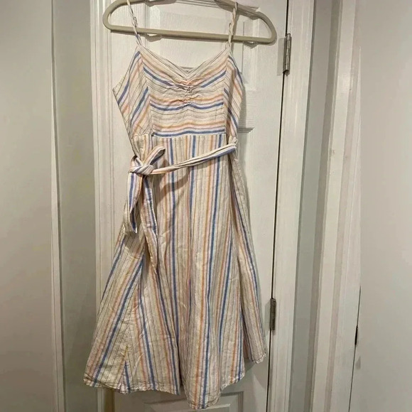 Gap Linen Cotton Striped Ruched Front Smock Back Belted Dress Size 4P - Picture 1 of 10